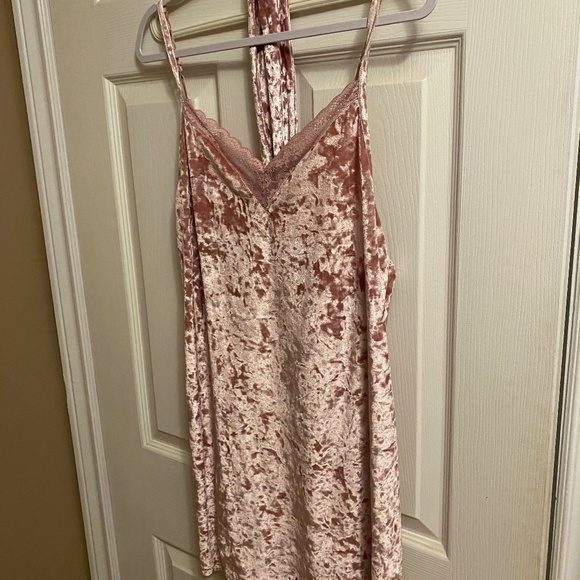 Crushed Velvet Nightie & Robe - Size S - Picture 3 of 4